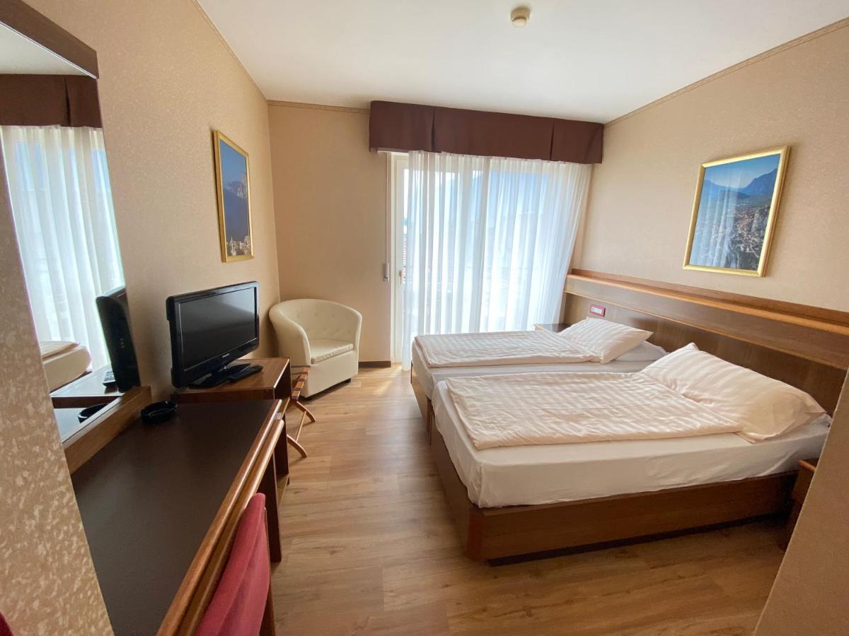 Sunlake Hotel Riva del Garda Exterior photo